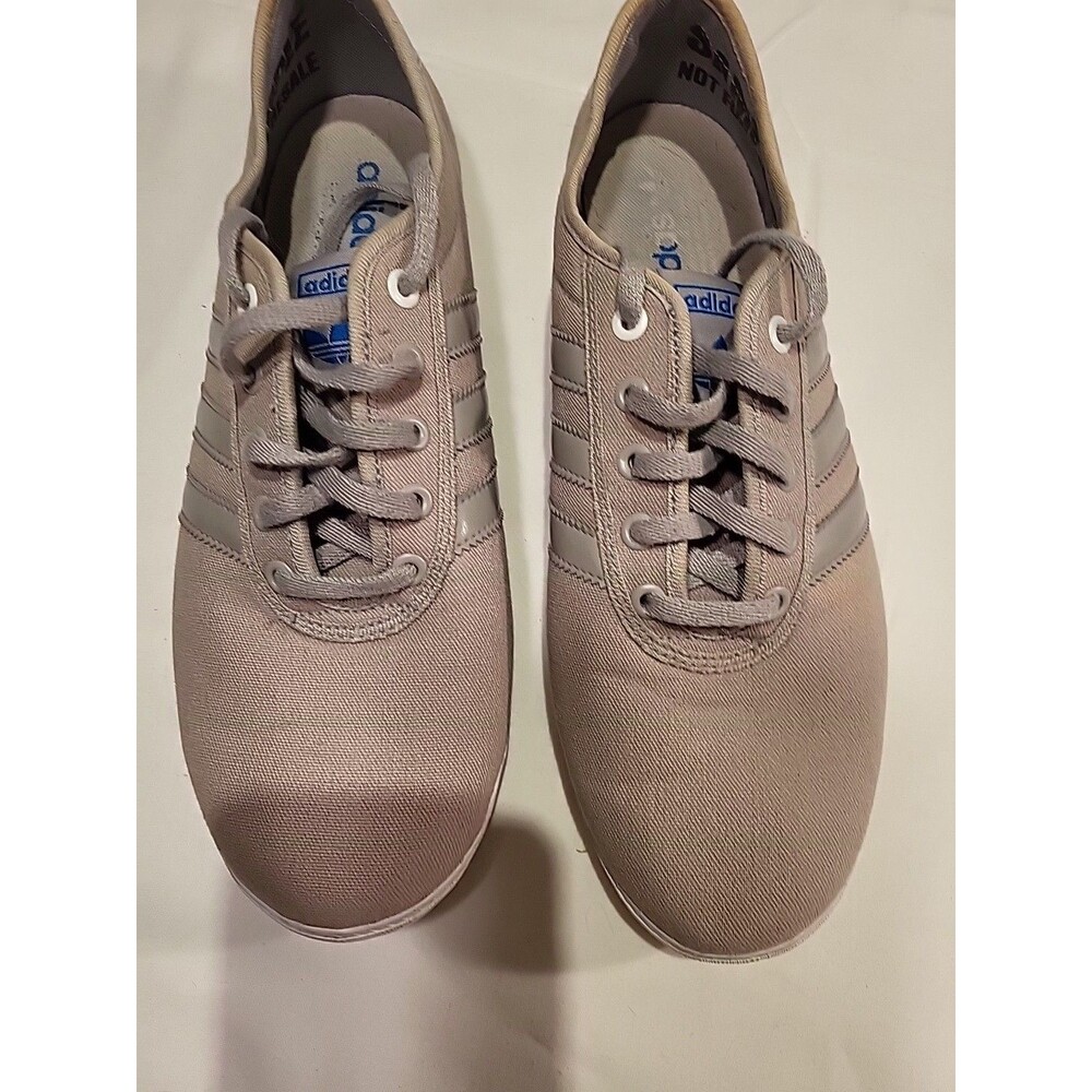 ADIDAS  women size 9 Taupe Colored Lightweight Canvas Sneakers
